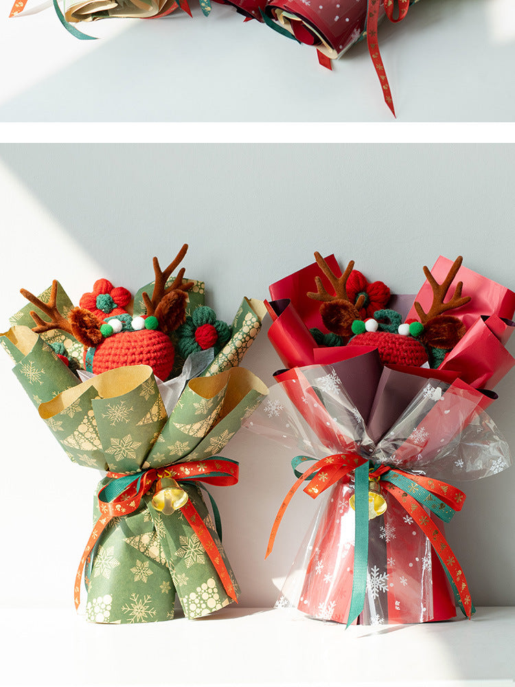 Christmas Woven Bouquet Finished Handmade Knitted Christmas Eve Fruit Cute Elk Wool Flowers Fine Packaging Portable Gift Bag