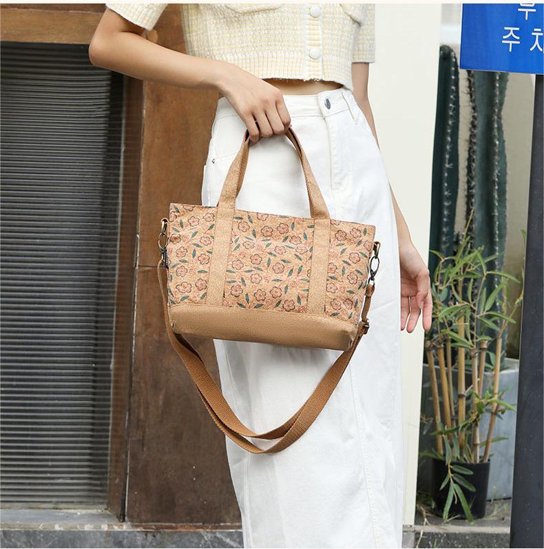 Crossbody handbag