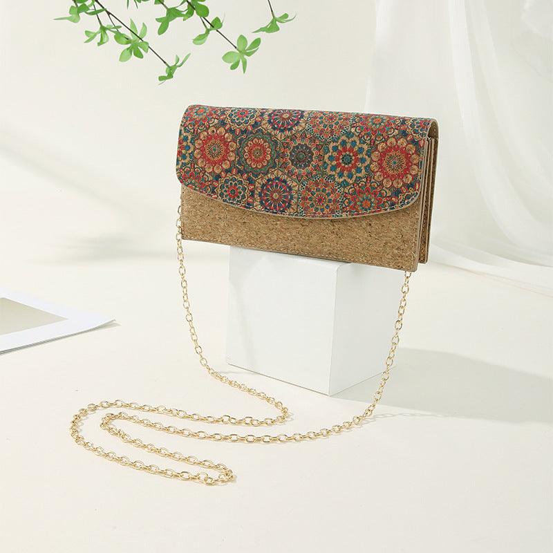 Chain crossbody bag