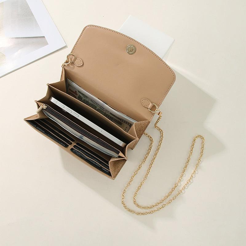 Chain crossbody bag