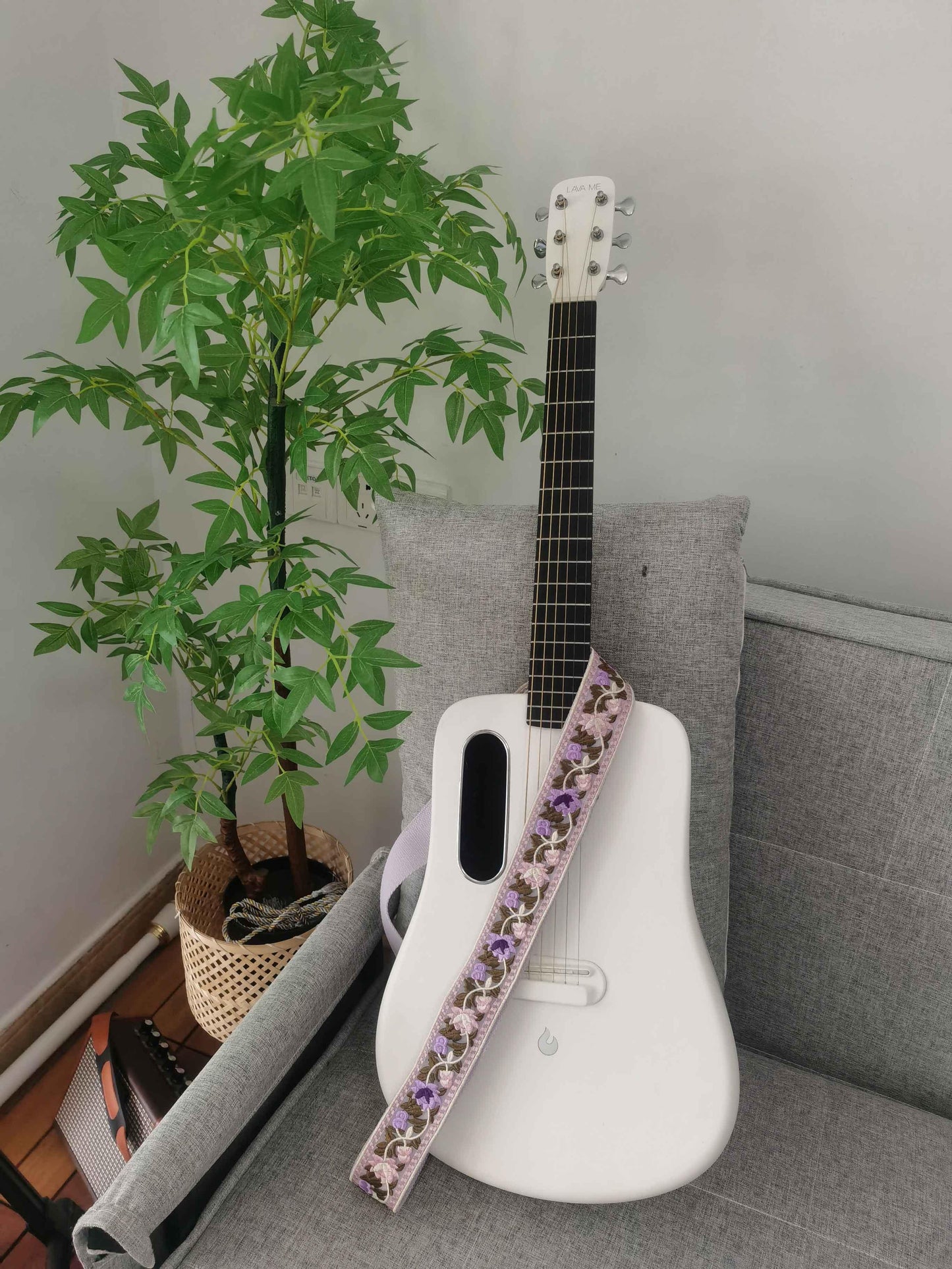 Polyester Guitar Strap with Purple embroidery