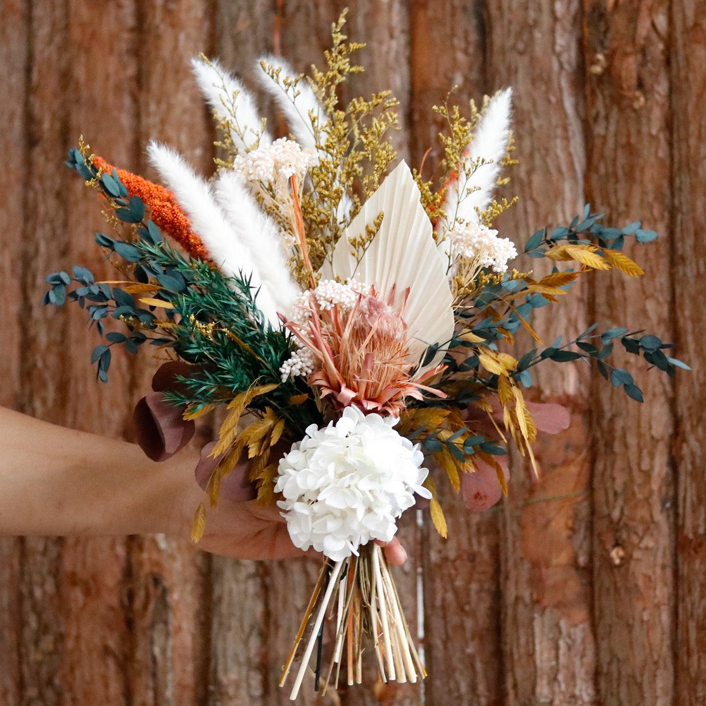 Dried Reed Flower