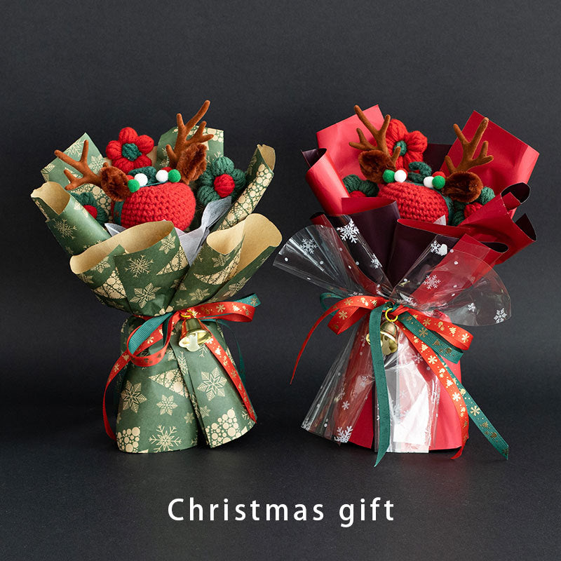 Christmas Woven Bouquet Finished Handmade Knitted Christmas Eve Fruit Cute Elk Wool Flowers Fine Packaging Portable Gift Bag